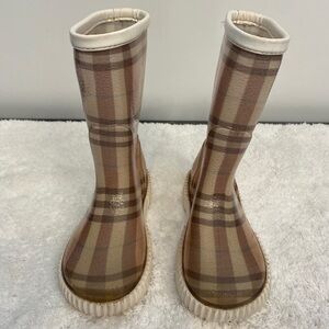 Burberry kids pink nova check rain boots